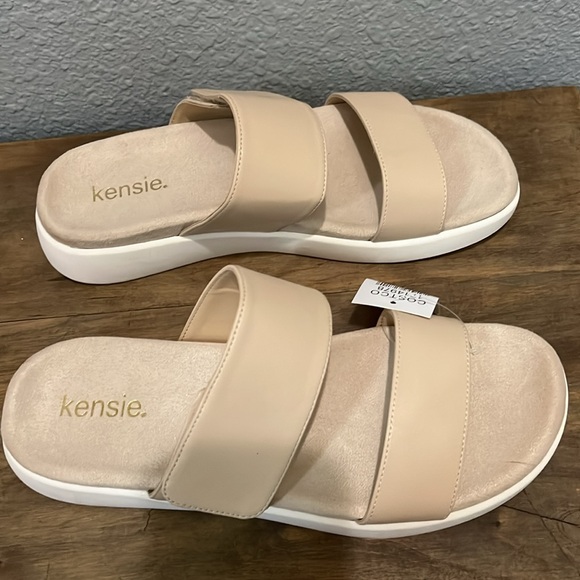 Kenzie Sandal size 10 NWT Jipsey Tan comfortable - Picture 3 of 6